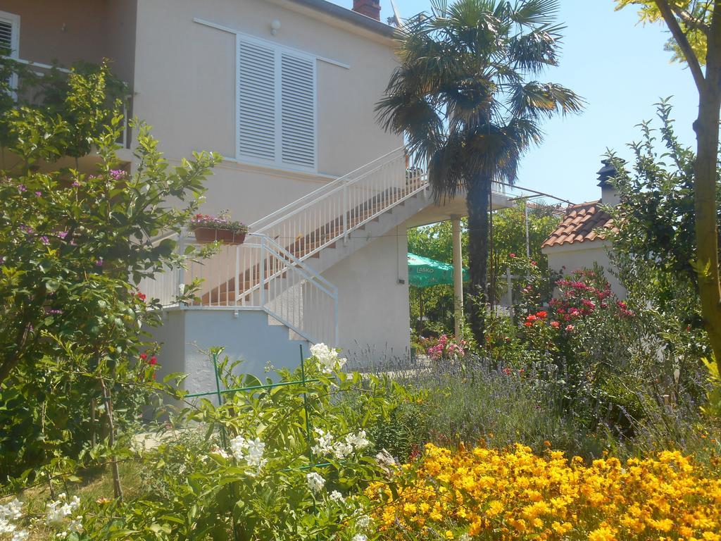Apartments Jerkin Tribalj Exterior foto
