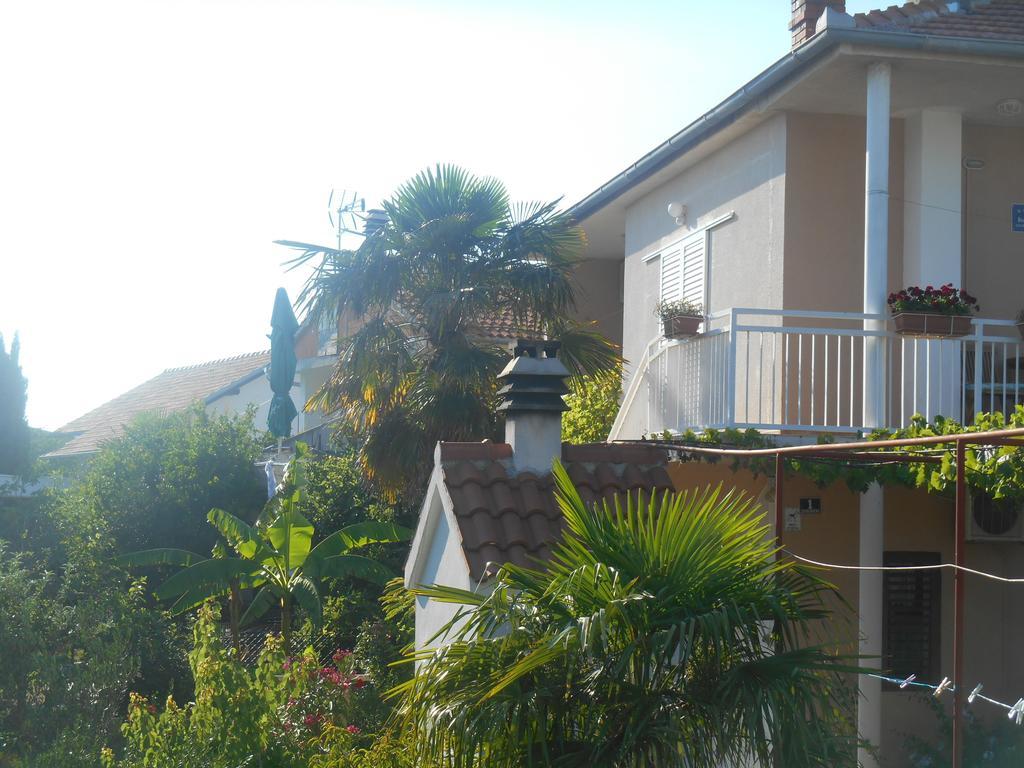 Apartments Jerkin Tribalj Exterior foto