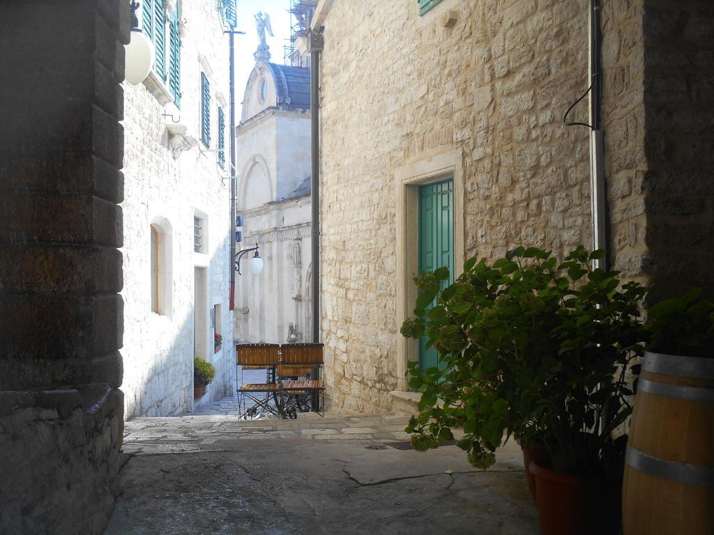 Apartments Jerkin Tribalj Exterior foto