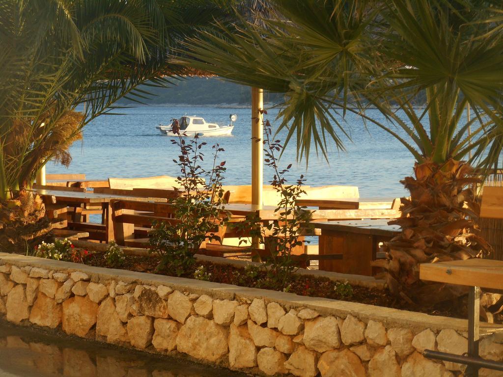 Apartments Jerkin Tribalj Exterior foto